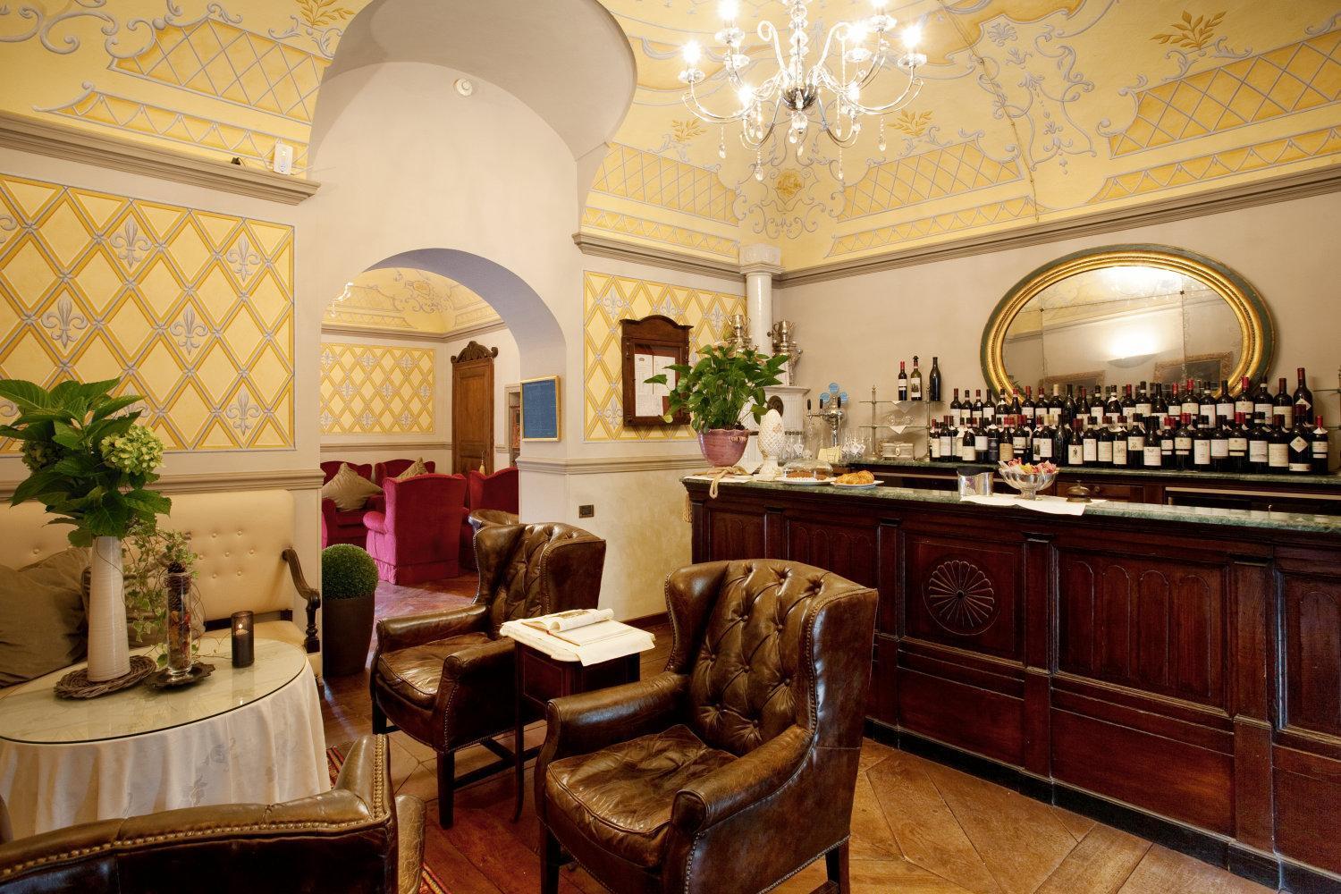 Hotel Villa Beccaris Monforte dʼAlba Esterno foto