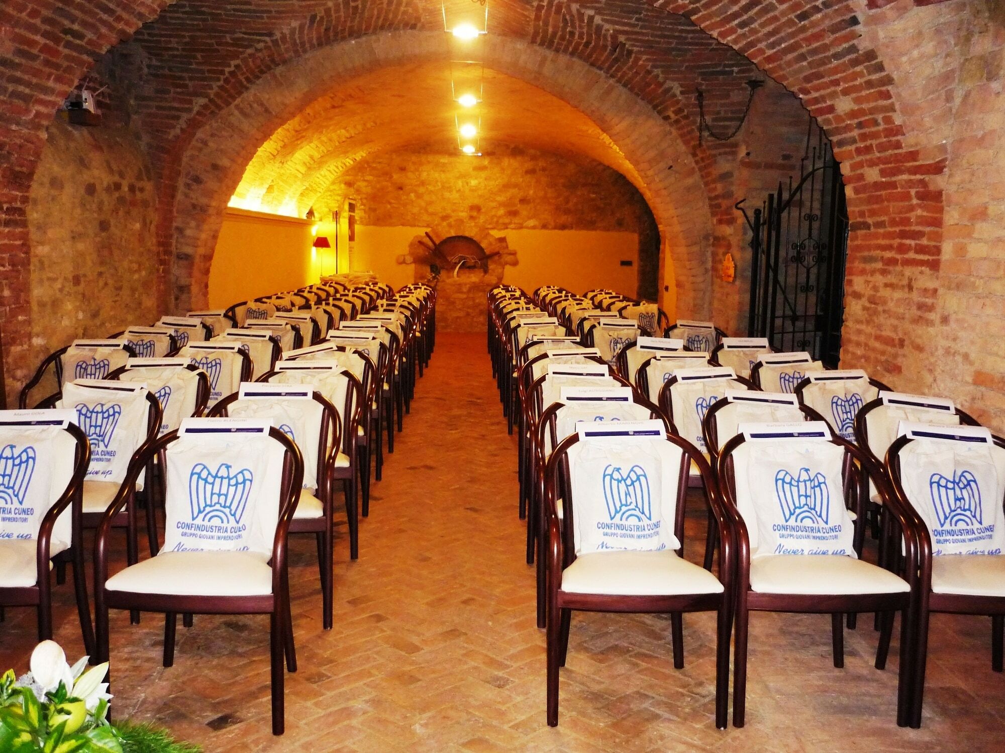 Hotel Villa Beccaris Monforte dʼAlba Esterno foto